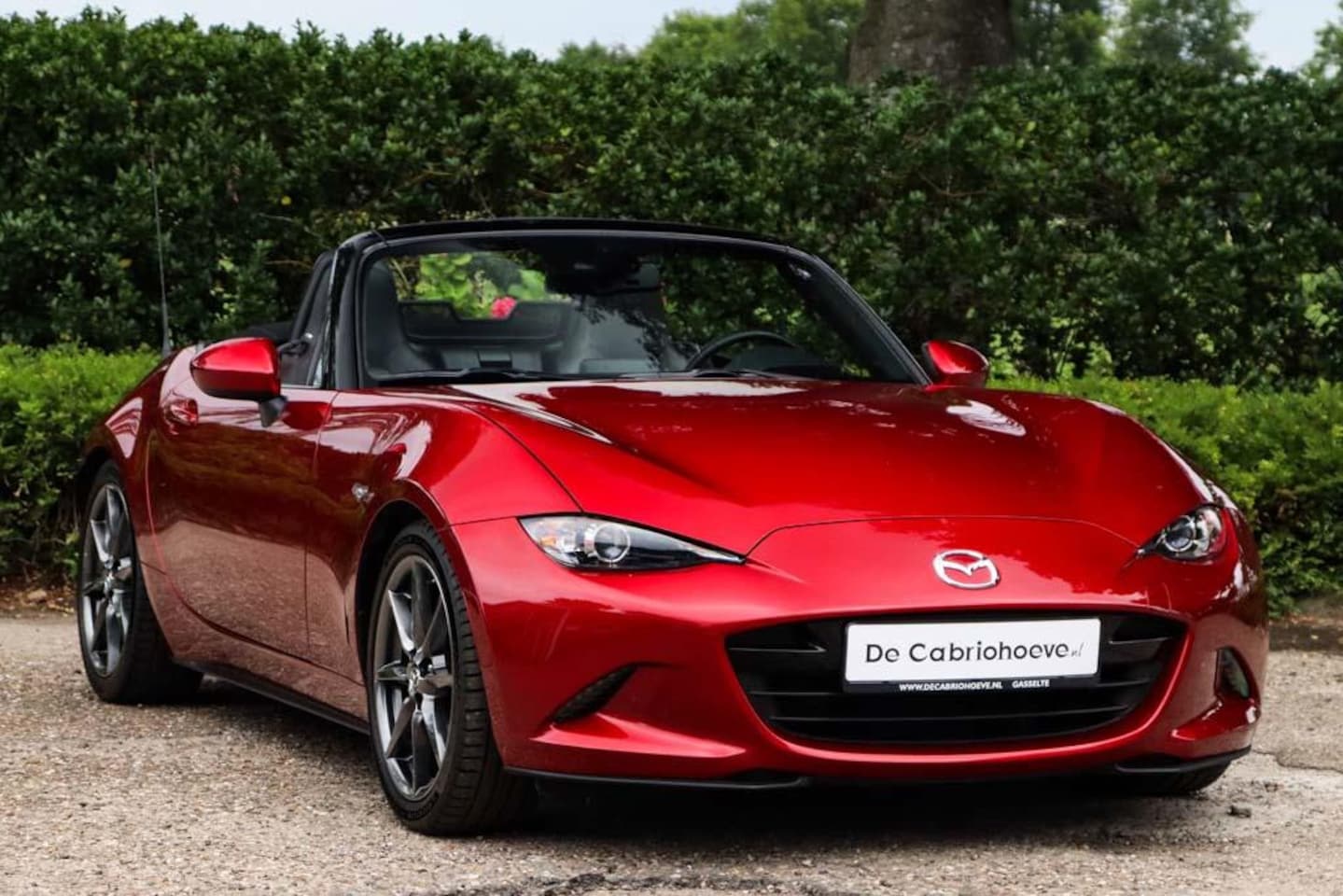 Mazda MX-5 - ND 2.0l SkyActiv-G 184 GT-M Soul Red Crystal Metallic - AutoWereld.nl