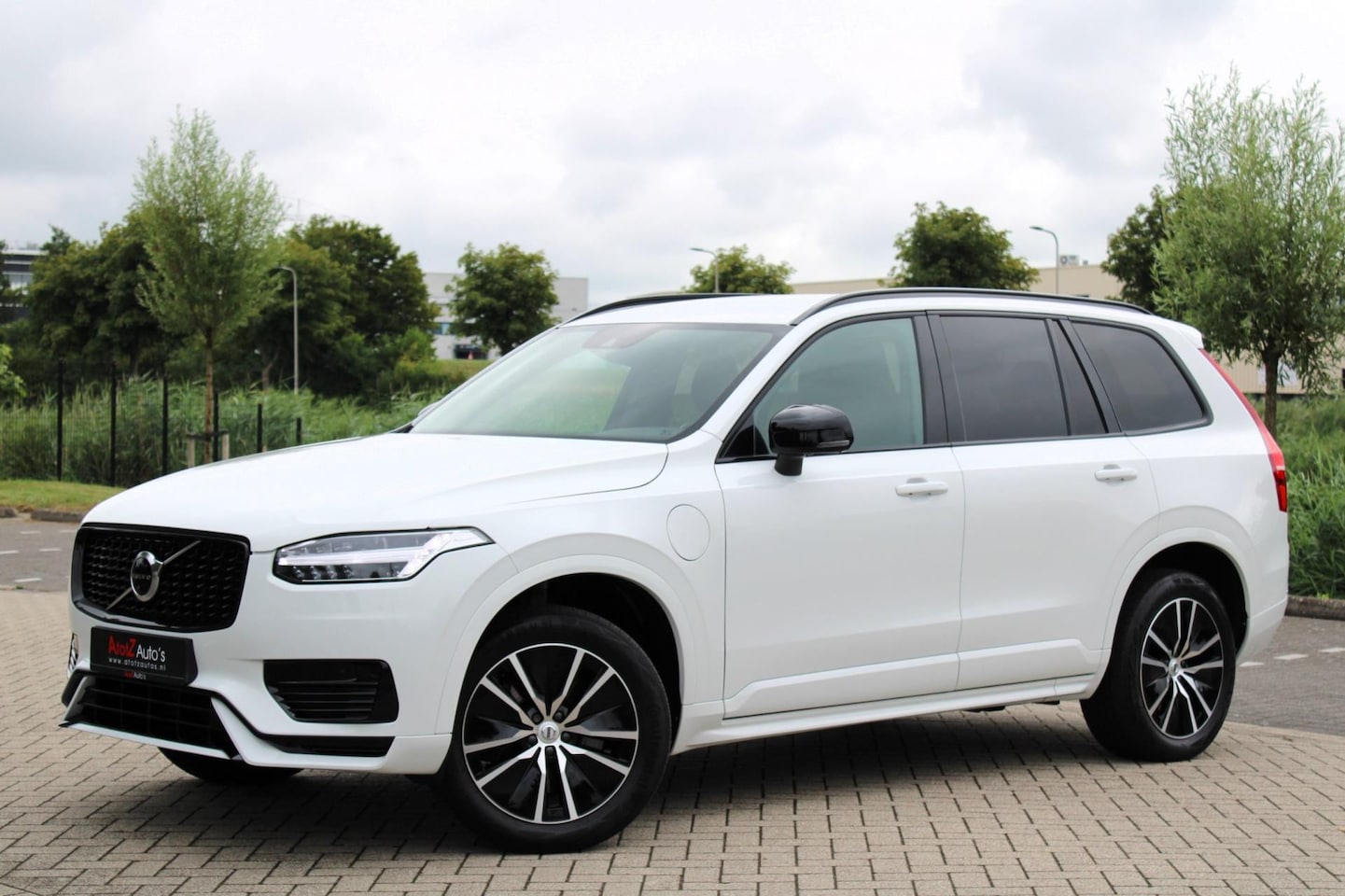 Volvo XC90 - 2.0 T8 Recharge AWD R-Design 360 Camera Blindspot - AutoWereld.nl