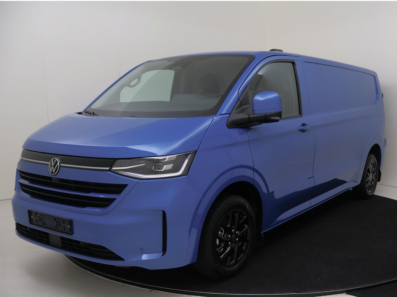 Volkswagen e-Transporter - Bedrijfswagens Bulli L2 210 kW (286 pk) Elektrische aandrijving | Binnenspiegel met digita - AutoWereld.nl