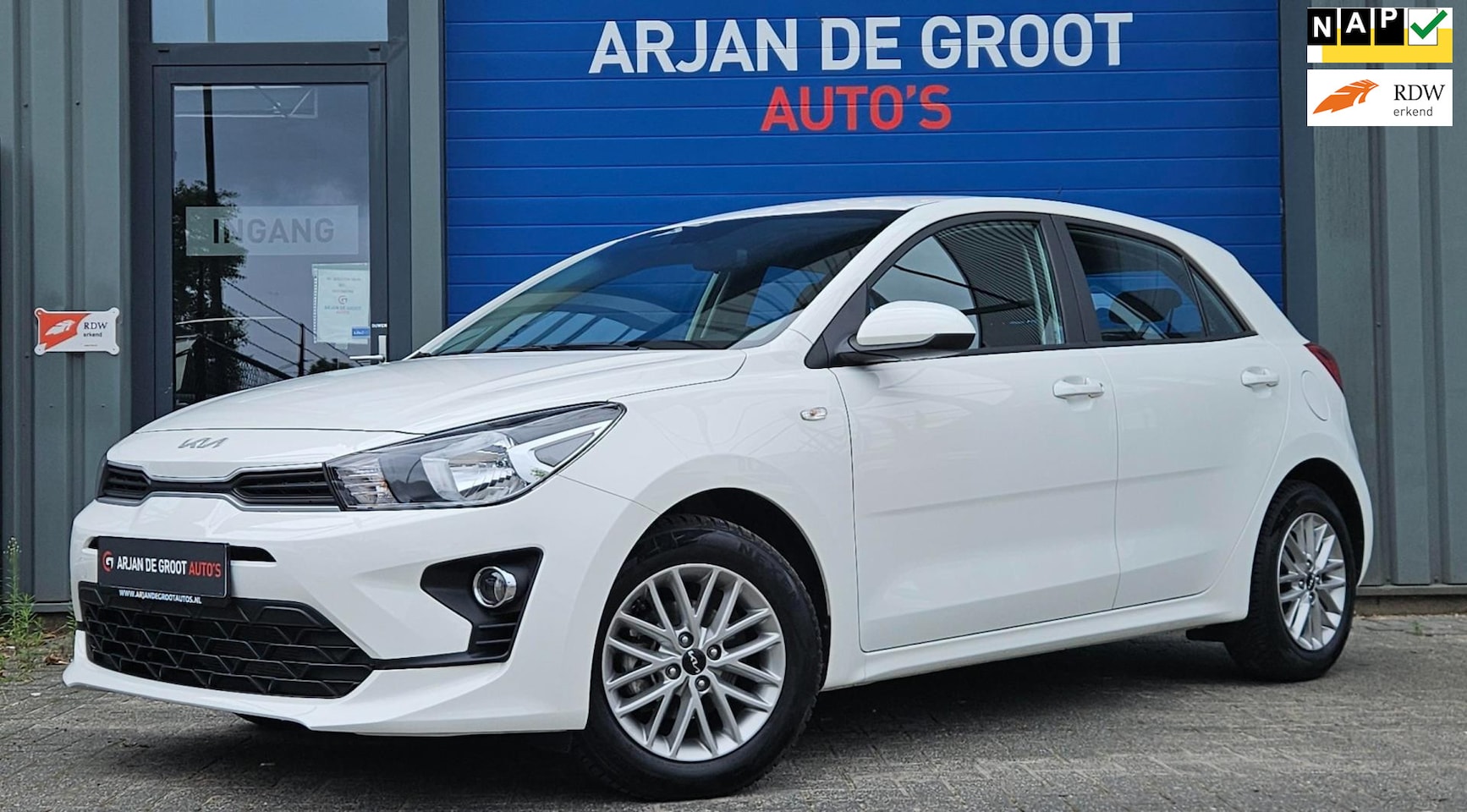 Kia Rio - 1.2 84PK Airco Carplay® Camera 13000 kms! 2022 PDC - AutoWereld.nl