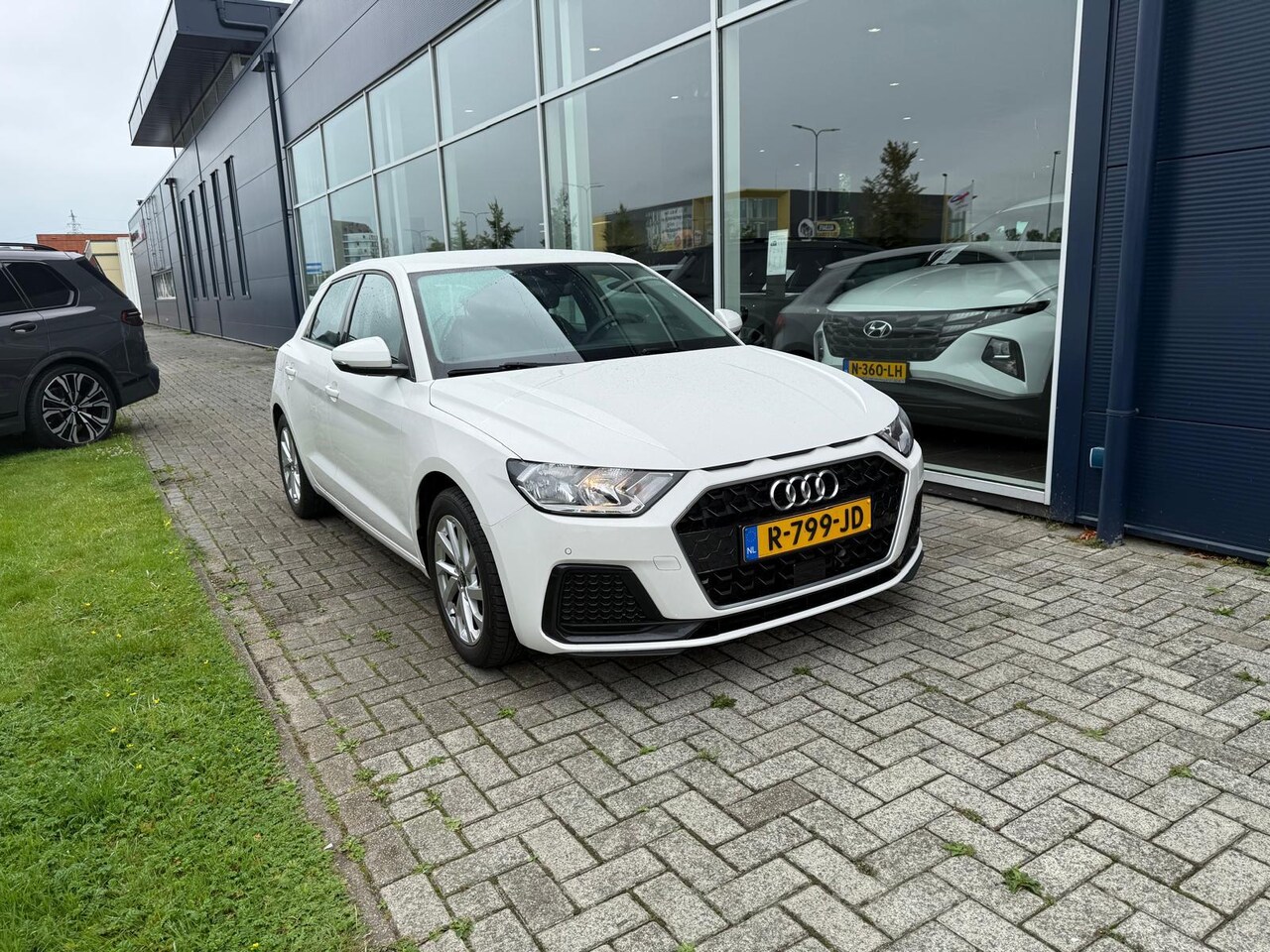 Audi A1 Sportback - 25 TFSI epic |Automaat | S-line - AutoWereld.nl