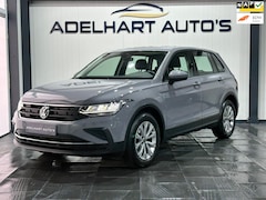 Volkswagen Tiguan - 1.5 TSI Life / Apple CarPlay / Climate Control / Parkeer sensoren / etc