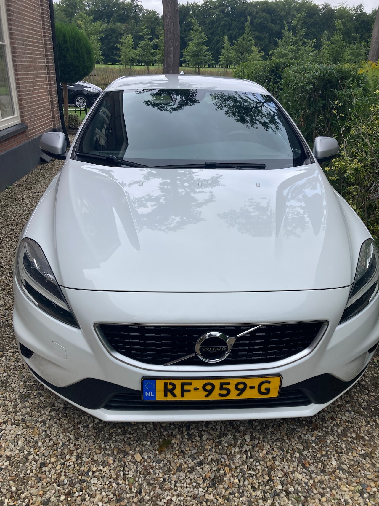 Volvo V40 - 2.0 D3 R-Design - AutoWereld.nl
