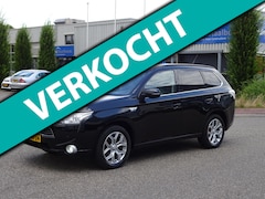 Mitsubishi Outlander - 2.0 PHEV Instyle+ Leer Camera Navi