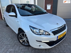 Peugeot 308 - 1.2 PureTech Style / Pano / Navi / PDC / Camera / DAB / NAP