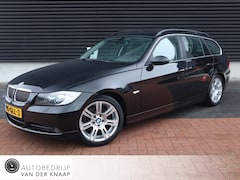 BMW 3-serie Touring - 325i High Executive | Clima | Cruise | Navi Full Map | Sport Stoelen/Onderstel | Xenon | P