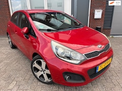 Kia Rio - 1.2 CVVT Super Pack / PDC / 5DRS / Clima / AUX / LM / Stuurverwarming