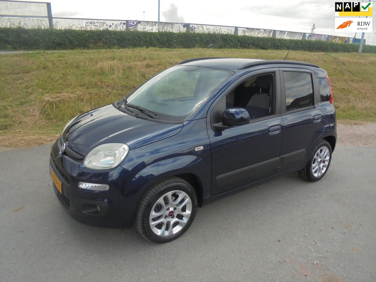 Fiat Panda - Fiat panda 0.9 benzine airco lmv 105.000km eerste eigenaar - AutoWereld.nl