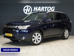 Mitsubishi Outlander - 2.0 Business Edition + 7 PERSONEN / DEALER ONDERHOUDEN / CAMERA / NAVIGATIE / 18'' LMV