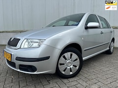 Skoda Fabia - 1.4-16V Equipe, 1ste eigenaar, Airco, NL auto