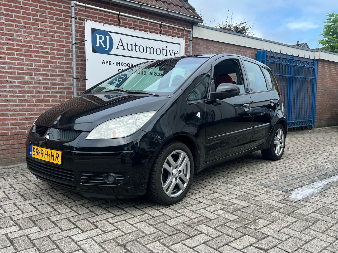 Mitsubishi Colt - 1.5 Instyle APK 16-04-2026 - AutoWereld.nl