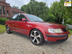 Volkswagen Passat - 1.8-5V Turbo Trendline