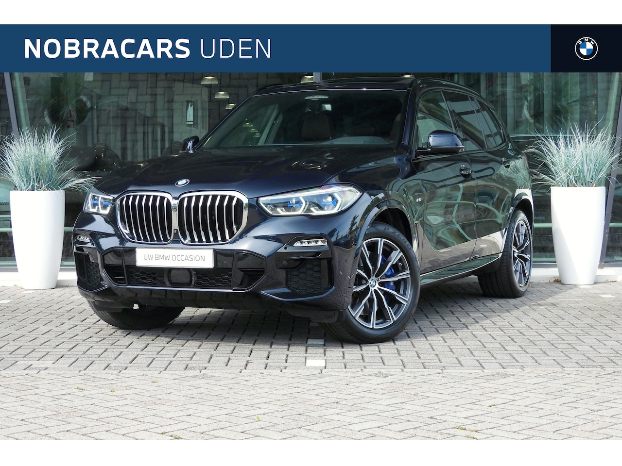 BMW X5 - xDrive40i High Executive M Sport Automaat / Panoramadak Sky Lounge / Trekhaak / Laserlicht - AutoWereld.nl