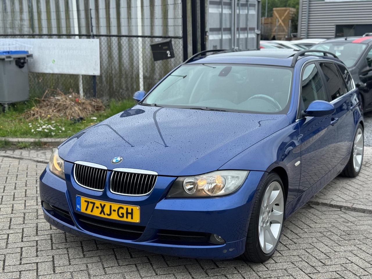 BMW 3-serie Touring - 325i High Executive Pano Navi Clima Leer - AutoWereld.nl