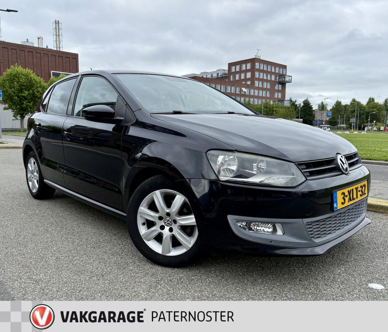Volkswagen Polo - 1.2-12V Comfortline Airco / Stoelverwarming / PDC / LMV - AutoWereld.nl