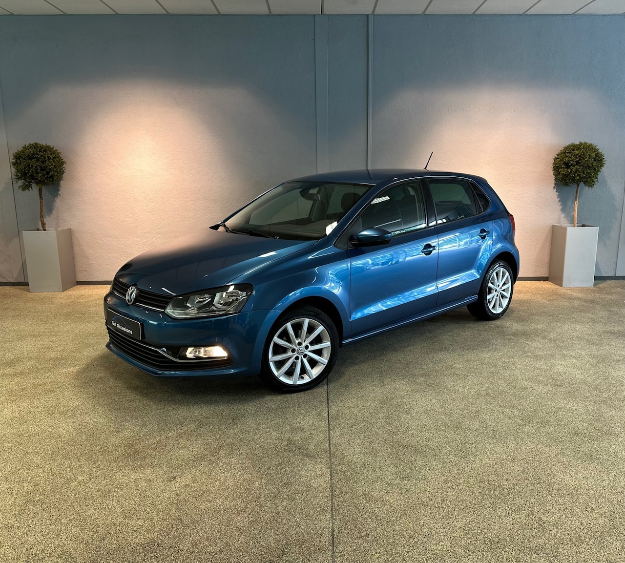 Volkswagen Polo - 1.2 TSI Highline - Automaat - Parkeersensor - Stoelverwarming - Bluetooth - AutoWereld.nl