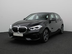BMW 1-serie - 5-deurs 116i Sportline | Sportstoelen | PDC Voor + Achter | LED-koplampen | Navigatiesyste