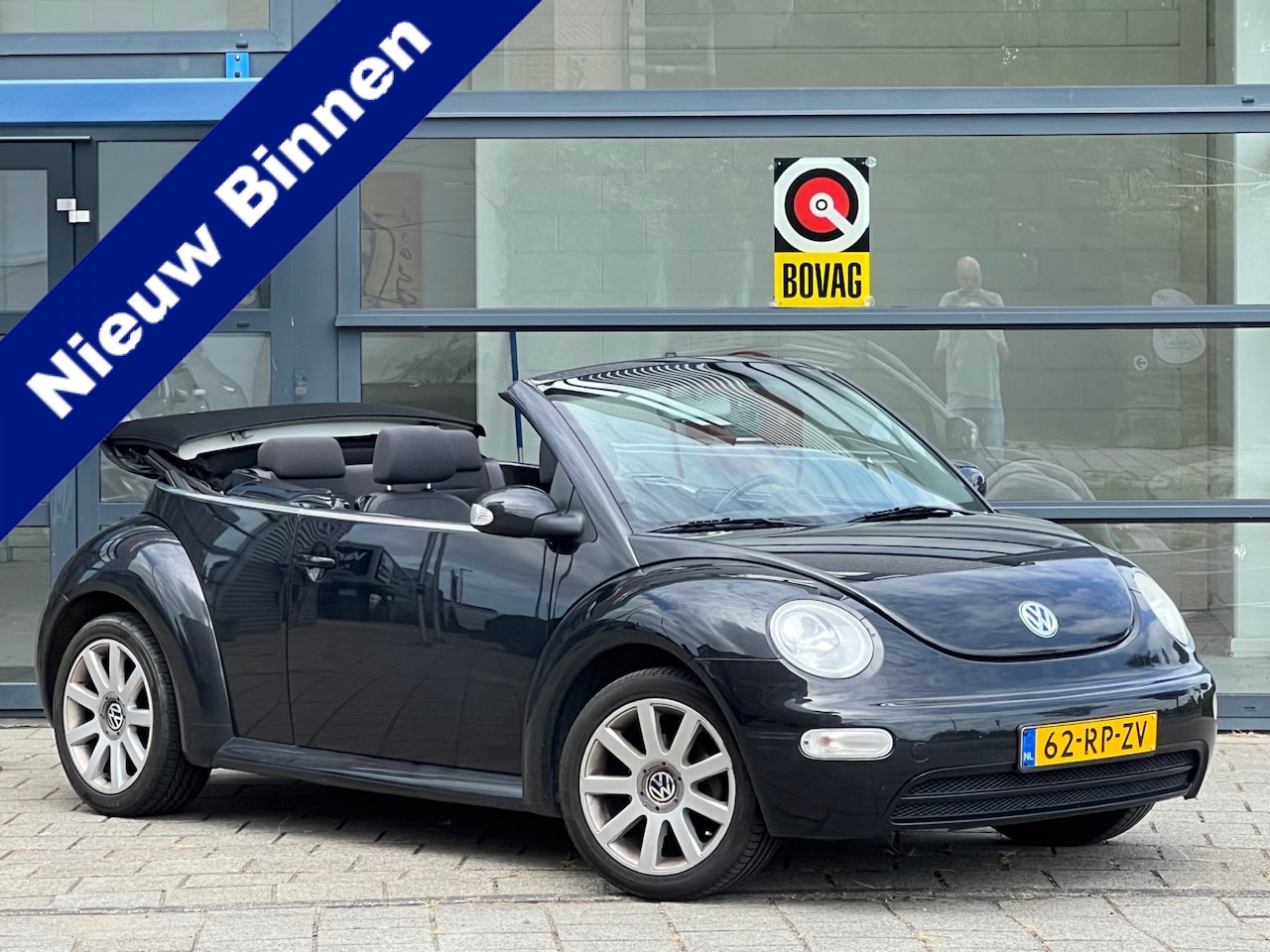 Volkswagen New Beetle Cabriolet - 1.6 Turijn Comfort Airco / Electrische Kap / Apple CarPlay / Apk tot 01-2026 - AutoWereld.nl
