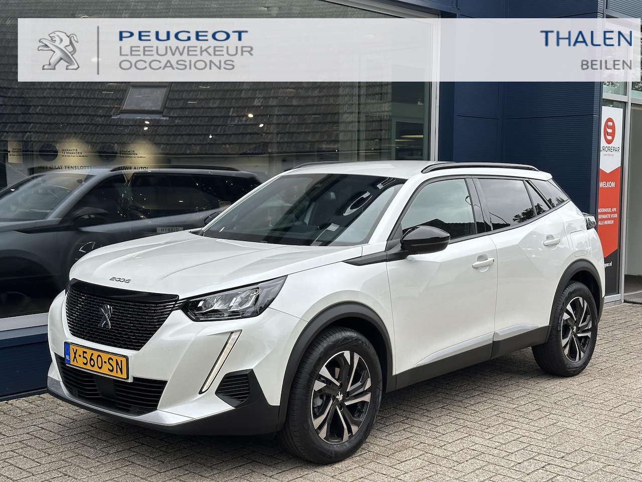 Peugeot 2008 - 1.2 Turbo 130 PK Allure | Automaat | Trekhaak 1200 KG | Navigatie | Slechts 22.200 KM | Pa - AutoWereld.nl