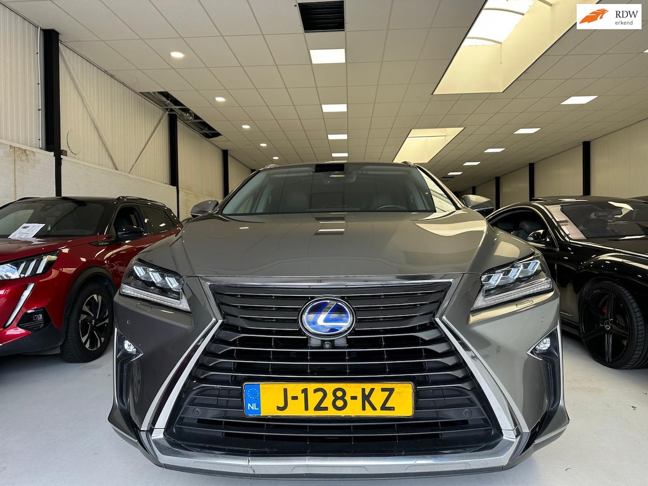 Lexus RX 450h - 4WD President Line - AutoWereld.nl