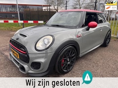 MINI John Cooper Works - Manhart F300 Remus Sparco Kanon