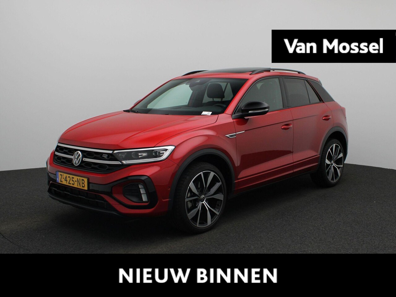 Volkswagen T-Roc - 1.5 TSI R-Line Business | 19 inch velgen | Trekhaak | Keyless entry/start | Elektrisch bed - AutoWereld.nl