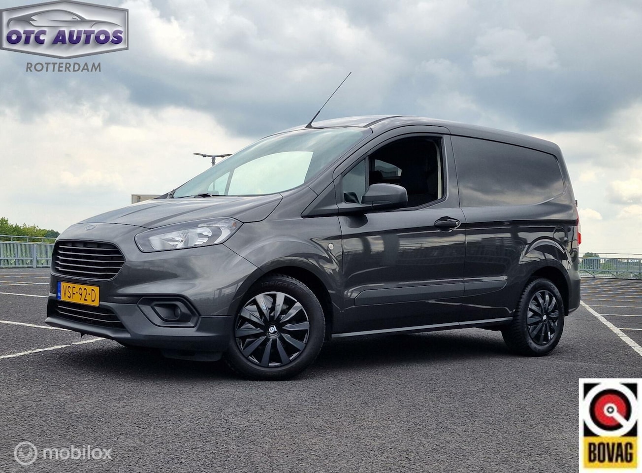Ford Transit Courier - 1.0 EcoBoost Trend S&S - PAS ONDERHOUDSBEURT GEHAD - BENZINE - AIRCO - STOELVERWARMING - AutoWereld.nl