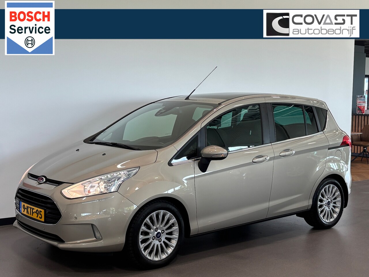 Ford B-Max - 1.0 EcoBoost Titanium Panoramakdak|Camera|Trekhaak|Klimaatreg.|Winterpakket - AutoWereld.nl