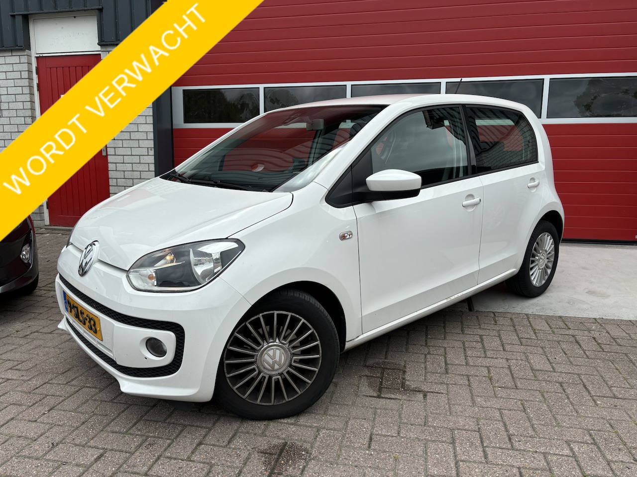 Volkswagen Up! - 1.0 high up! BlueMotion 1STE EIG / NAVI / AIRCO / PDC / CRUISE / BLUETOOTH / ELEK RAMEN / - AutoWereld.nl