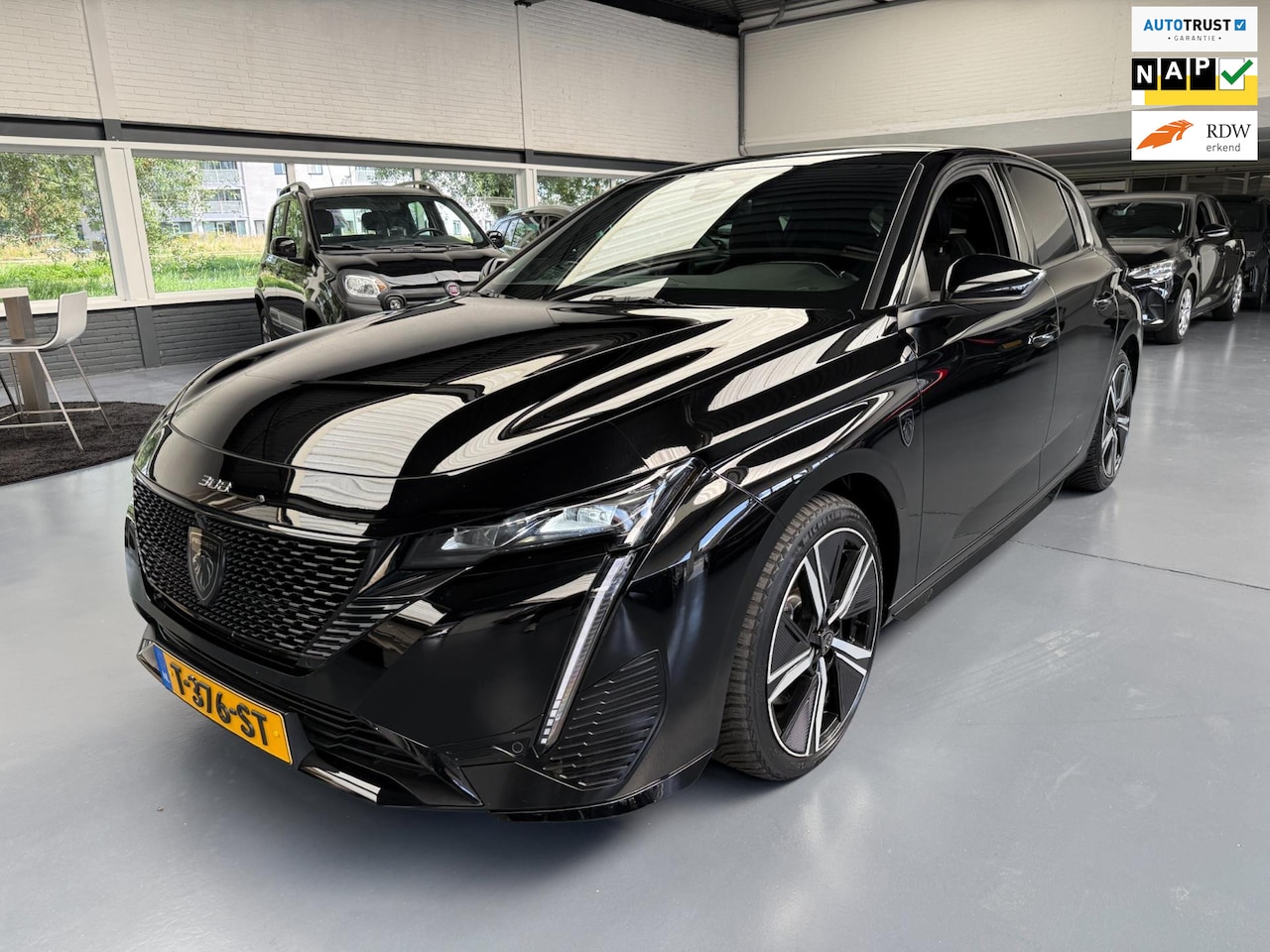 Peugeot 308 - 1.6 Plug-in Hybrid 180 GT |NAP| - AutoWereld.nl