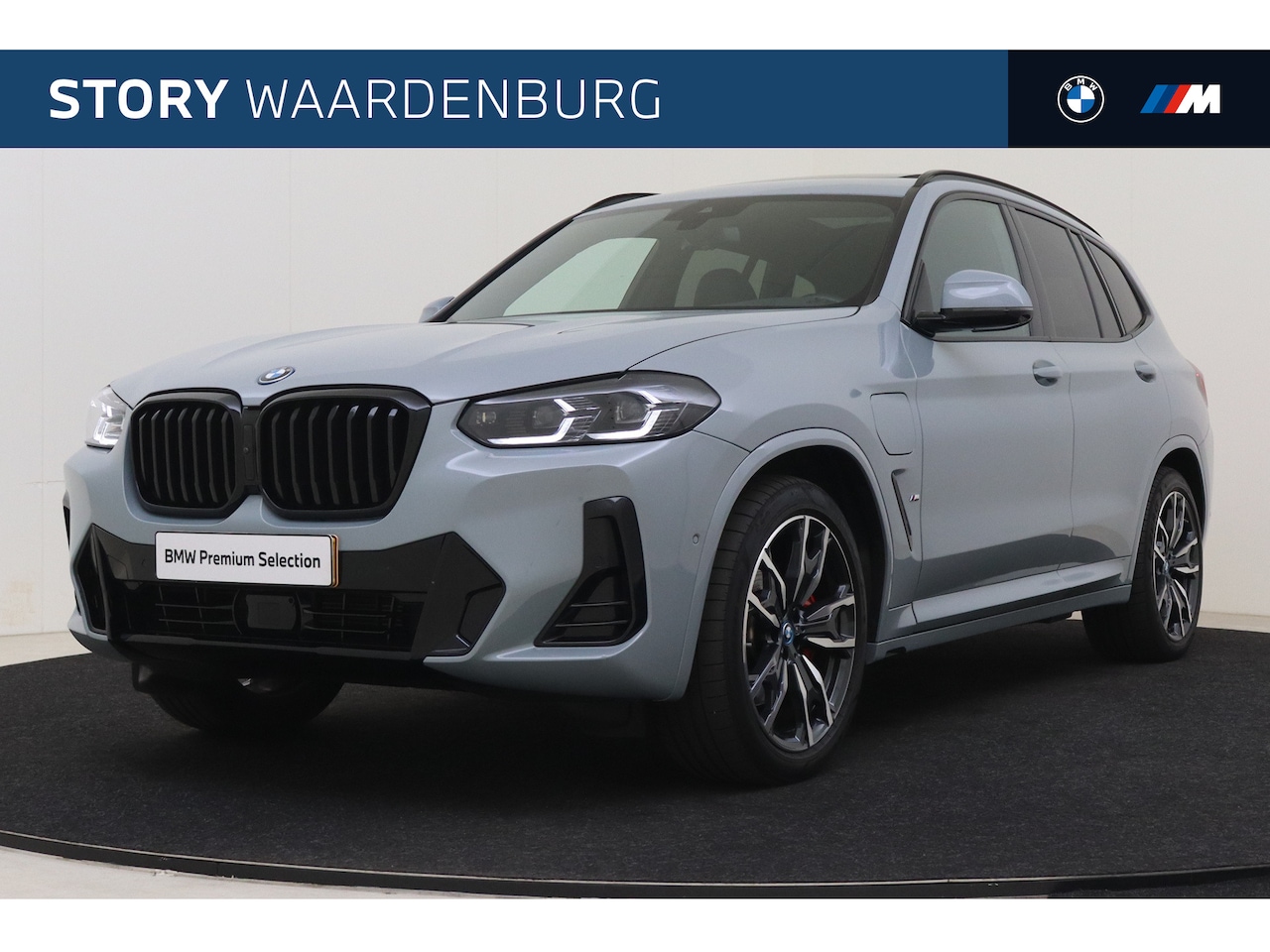 BMW X3 - xDrive30e High Executive M Sport Automaat / Panoramadak / Sportstoelen / Adaptieve LED / A - AutoWereld.nl