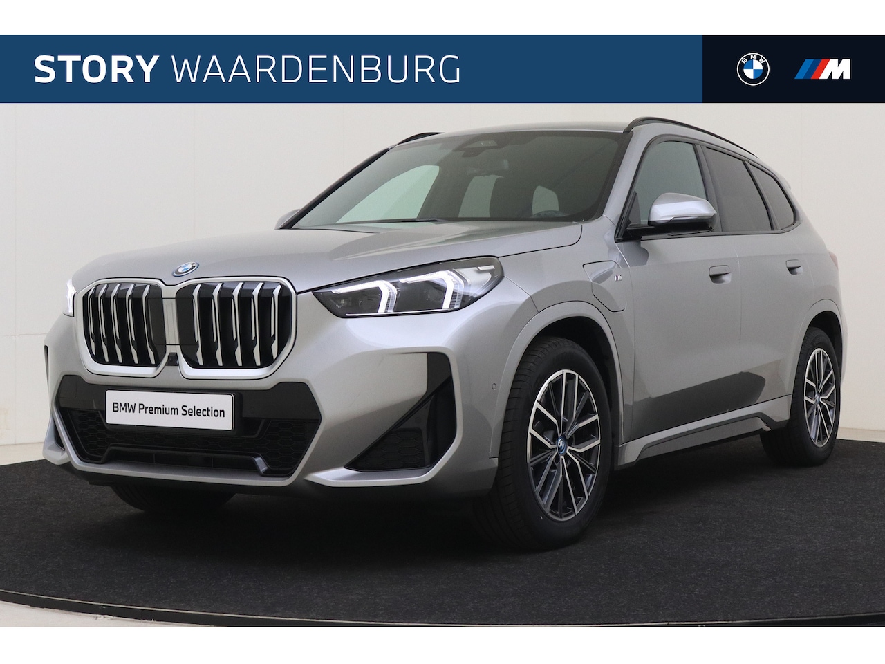 BMW X1 - xDrive25e High Executive M Sport Automaat / Sportstoelen / M Adaptief onderstel / Comfort - AutoWereld.nl