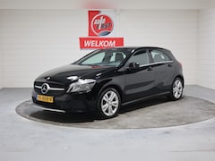 Mercedes-Benz A-klasse - 180 Ambition, Mooie uitvoering, Navigatie, Parkeersensoren, Boekjes, Trekhaak, Telefoon, H