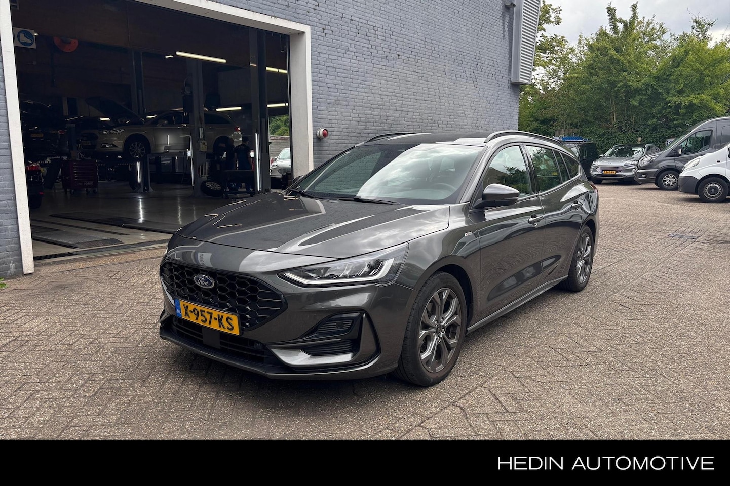 Ford Focus Wagon - 1.0 EcoBoost Hybrid ST Line Groot scherm | Winter Pack - AutoWereld.nl