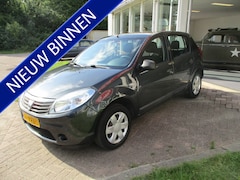 Dacia Sandero - 1.2 Ambiance 5 deurs Airco