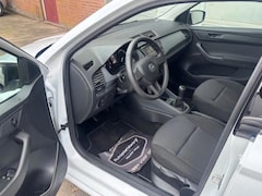 Skoda Fabia - 1.2 TSI 90PK Red en Grey Edition, 69000KM, PDC, WIT METALIC, LMV, STOEL VERW