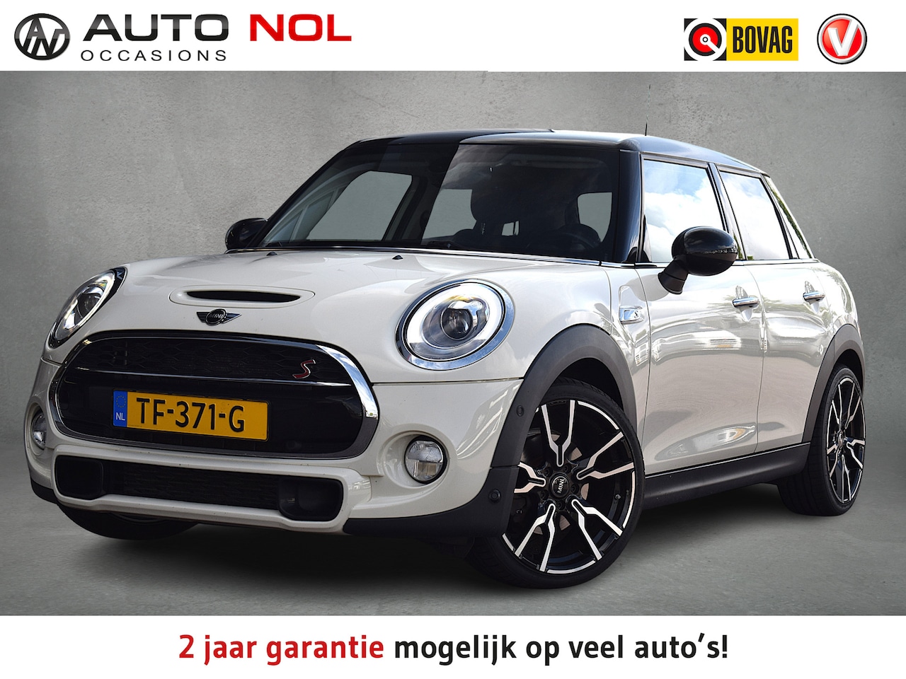 MINI Cooper S - Mini 2.0 Chili Serious Business | Half Leer | Stoelverw. | Climate | Cruise | 18” LM - AutoWereld.nl