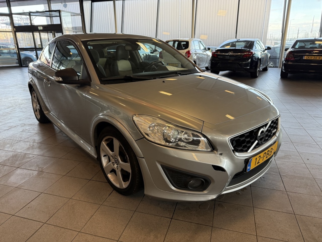Volvo C30 - 1.6 D2 R-Edition 1.6 D2 R-Edition - AutoWereld.nl