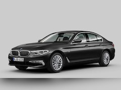 BMW 5-serie - 540i High Executive Luxury Line | Schuifdak | Trekhaak | Comfortstoelen | Lederen bekledin
