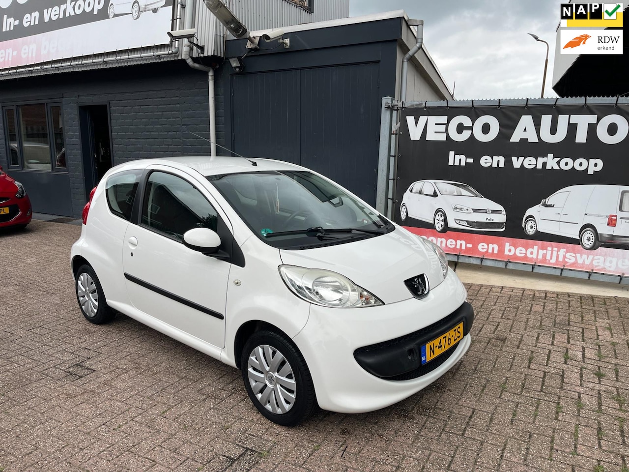 Peugeot 107 - 1.0-12V XS airco nieuwe apk nette auto - AutoWereld.nl