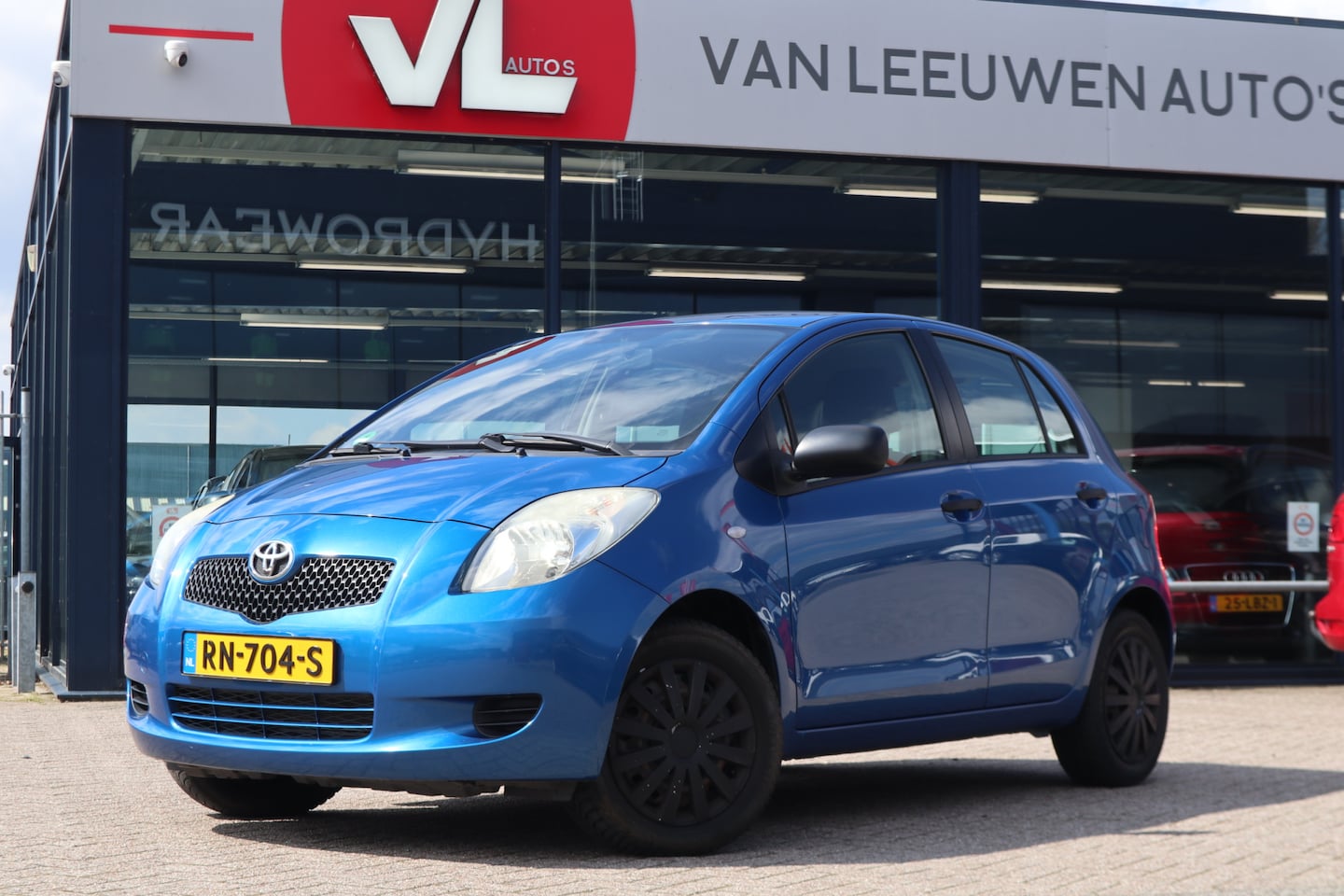 Toyota Yaris - 1.0 VVTi Spirit | Airco | Boekjes + Sleutels - AutoWereld.nl