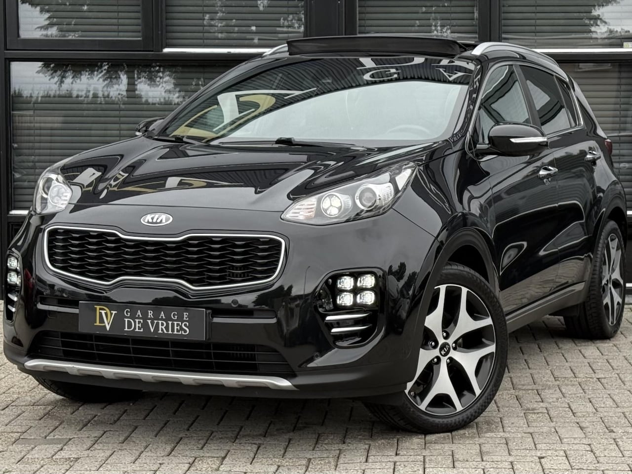 Kia Sportage - 1.6 T-GDI GT-Line Panoramadak 1900 KG Trekgewicht Leder Garantie - AutoWereld.nl