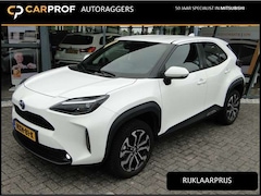 Toyota Yaris Cross - 1.5 VVT-I Hybrid Team D | Led | Camera | Adaptief