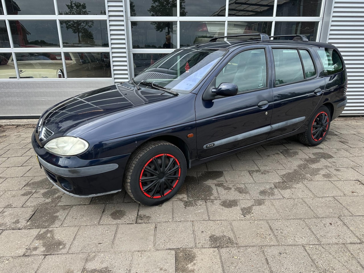 Renault Mégane Break - 1.6-16V RXE 1.6-16V RXE - AutoWereld.nl