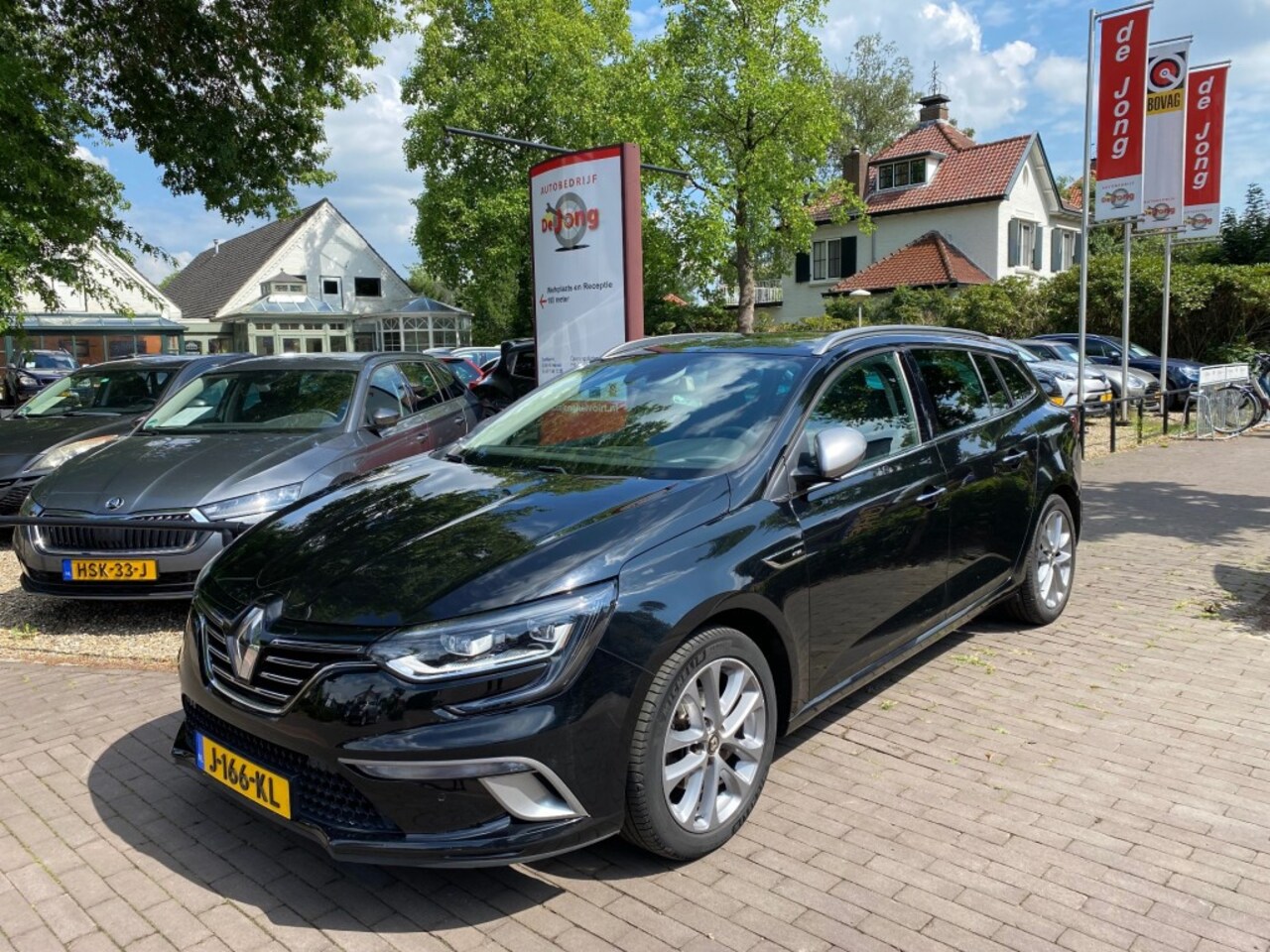Renault Mégane Estate - ESTATE 1.3 TCE GT-LINE 140PK / NAVI / CARLAY / TREKHAAK / ADAP. CRUISE - AutoWereld.nl