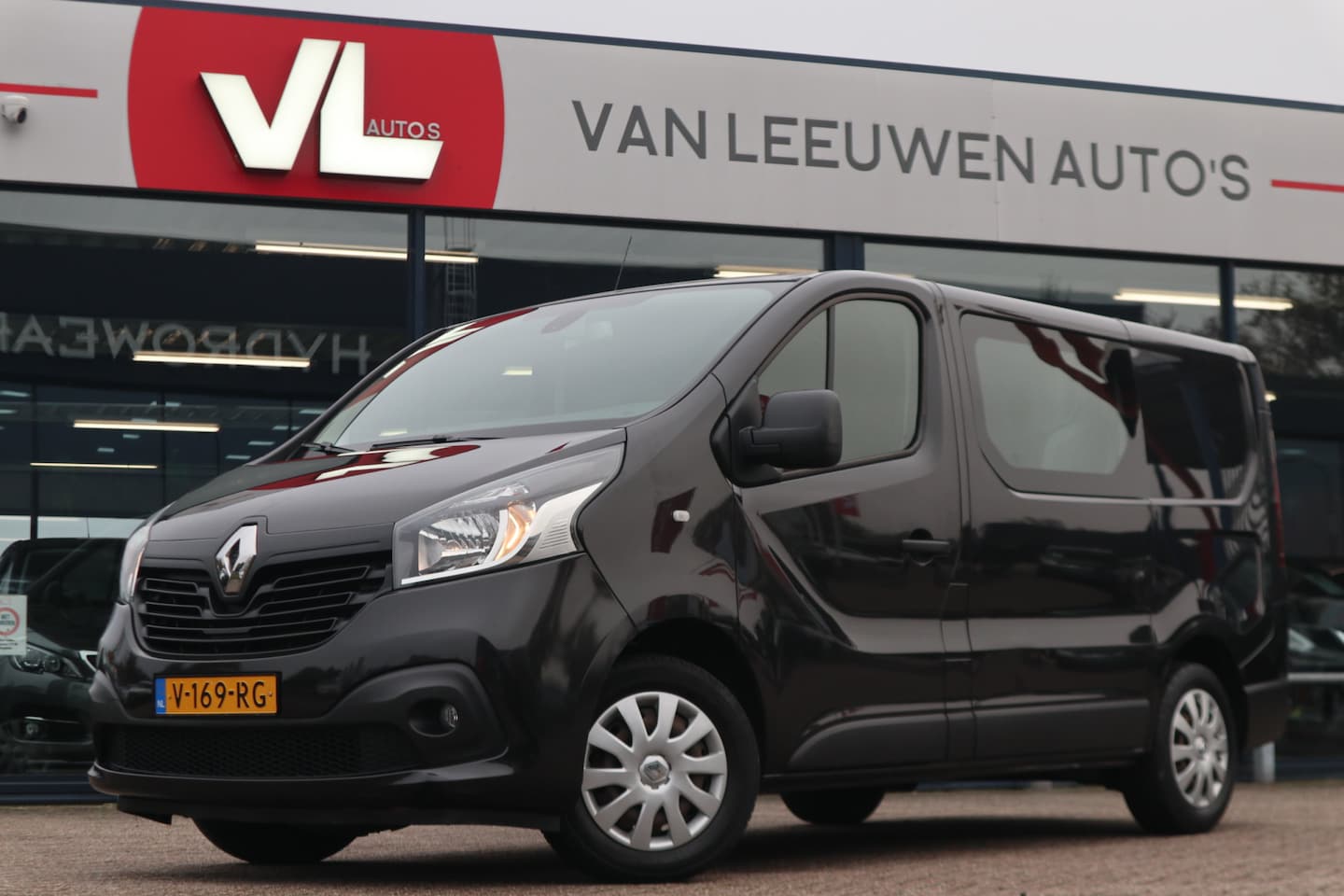 Renault Trafic - 1.6 dCi T29 L2H1 DC Comfort Energy | Airco | Navigatie | 5 Zits | - AutoWereld.nl