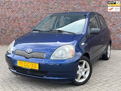 Toyota Yaris - 1.3-16V VVT-i Sol AUTOMAAT | Nieuwe APK
