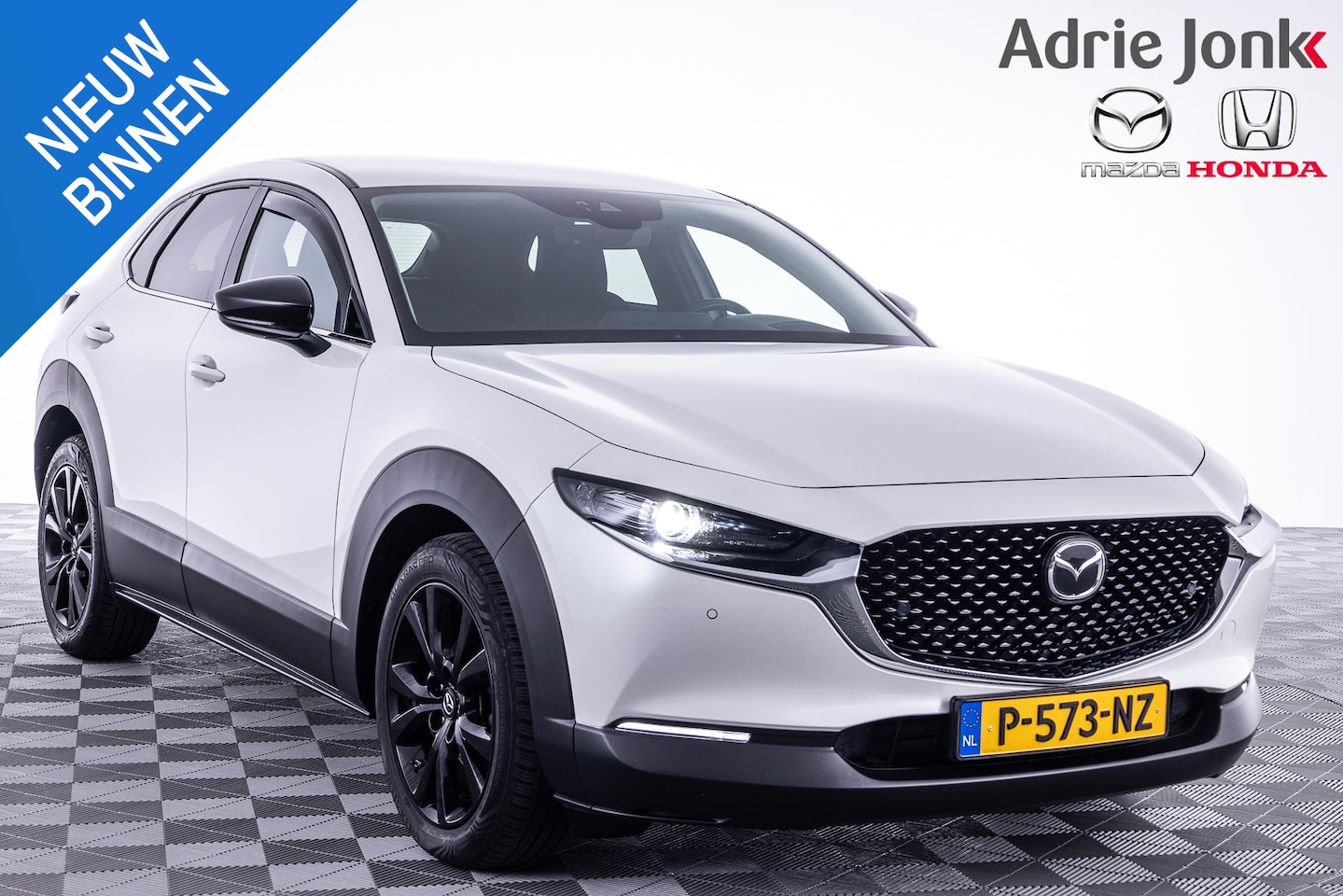 Mazda CX-30 - 2.0 e-SkyActiv-X M Hybrid Homura | TREKHAAK | APPLE CARPLAY | ACHTERUITRIJCAMERA | PARKEER - AutoWereld.nl