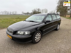 Volvo V70 - 2.4