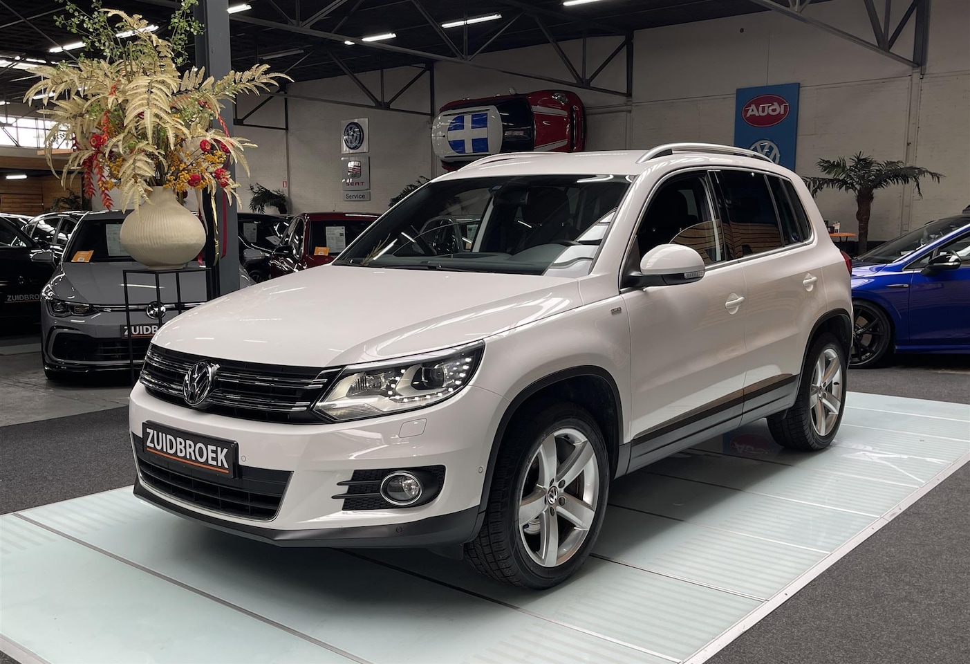 Volkswagen Tiguan - 1.4 TSI 122PK Xenon Clima Navi - AutoWereld.nl